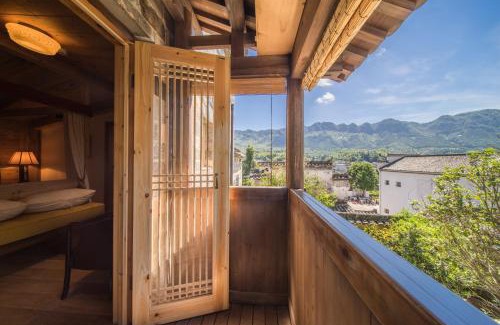 Yi County Hotel | Imperial Guard Boutique Hotel御前侍卫艺术精品酒店