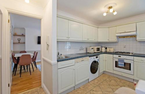 Westminster Apartment | Imperial Horseferry Road Apartment