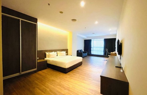 Taman Bukit Pantai Hotel | Imperial Regency Suites Kuala Lumpur