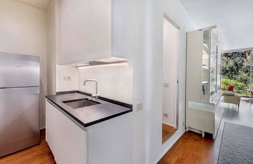San Niccolo Apartment | : IMPRESSIVE 2BD-2BA DESIGNER APT w/GARDEN, 2ND FLOOR, TOP FLORENCE LOCATION!