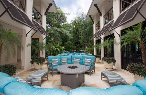 Coco Condo | Impressively Designed 3rd-floor Space Overlooking Pool in Coco