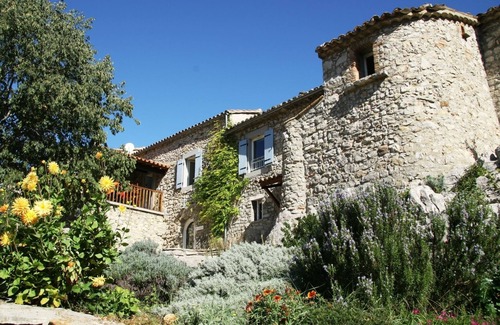 Causse-de-la-Selle Apartment | In a 17th century farmhouse with swimming pool, north of Montpellier, south of the Cévennes