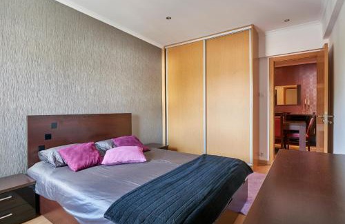 Mina Apartment | In Bed with Lisbon 4E
