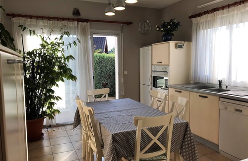 Ustaritz Villa | In between Atlantic Ocean and Pyrenees, Holiday home in Pays Basque, France