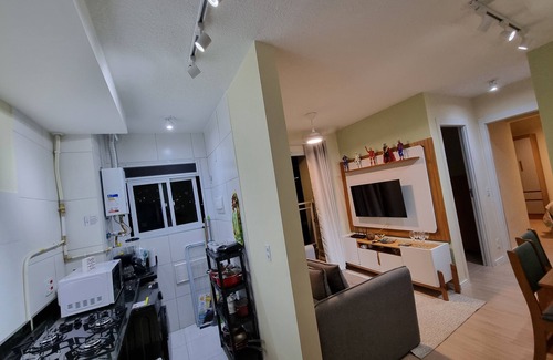 Santo Cristo Apartment | In the Heart of Rio de Janeiro, Air Conditioning, 2 Bedrooms and close to the Sambadrome