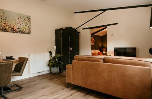 Gees House | In de tuin in Gees