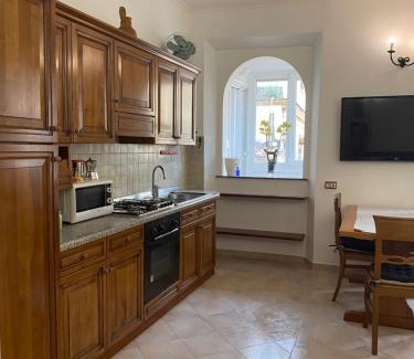 Monti Apartment | IN FRONT OF COLISEUM 5