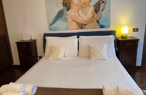 Monti Apartment | IN FRONT OF COLISEUM 5