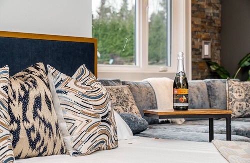 Langley Other | In Langley, 5 mins away from White Rock Beach Seaside, 35min drive to Vancouver