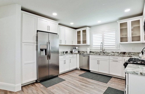 Whitfield House | In law Suite | Pool with Waterfall | 2 King Suites