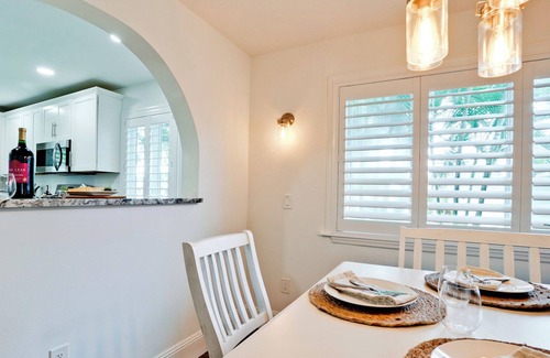 Whitfield House | In law Suite | Pool with Waterfall | 2 King Suites