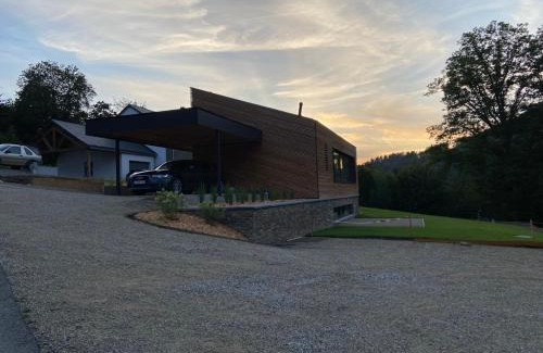 Vresse-sur-Semois House | In Monte