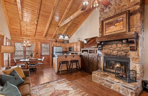 Branson Cabin | In The Heart of Branson! Double King Suites, Resort Amenities, Soaker Tubs! | 165