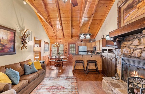 Branson Cabin | In The Heart of Branson! Double King Suites, Resort Amenities, Soaker Tubs! | 165