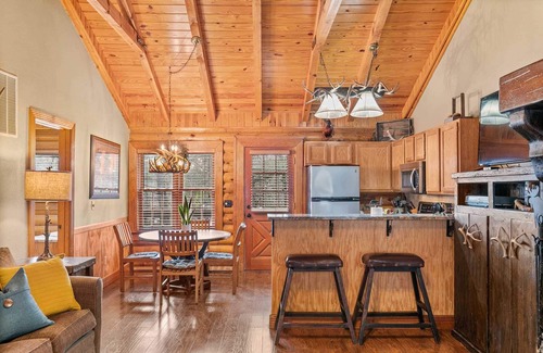 Branson Cabin | In The Heart of Branson! Double King Suites, Resort Amenities, Soaker Tubs! | 165