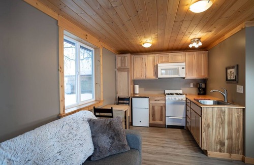 Talkeetna Cabin | In the heart of Downtown Talkeetna: Chulitna Cabin