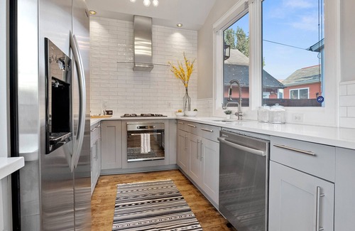 Merion Village House | In the heart of German Village!