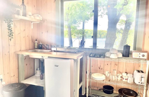 Muskoka Lakes Cottage | In the Heart of Muskoka- Lakefront Premium View! 8 Cabins