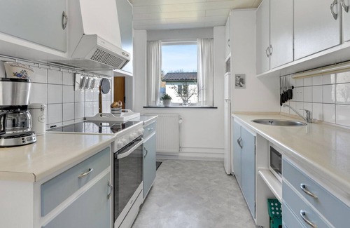 Læsø House | In the heart of the island of Läsö welcomes you this beautiful and inviting cottage with a large gar