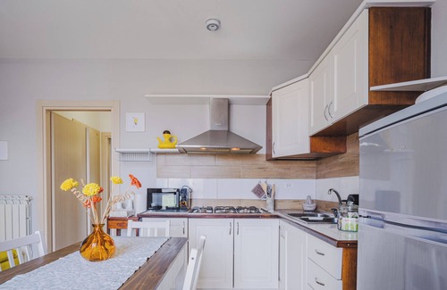Capannoli Apartment | In the heart of Tuscany, cozy apartment close to all services