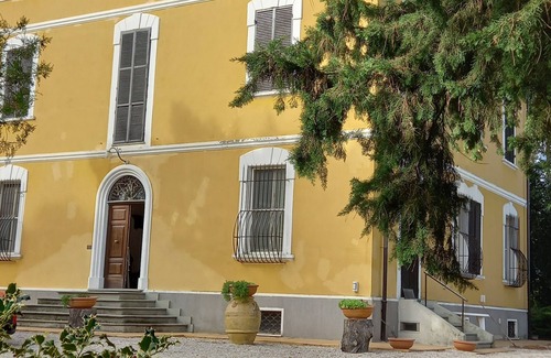 Lidarno Villa | In the heart of Umbria for rent a historic building surrounded by greenery