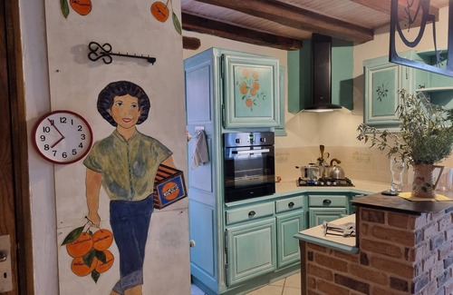 Blesle House | In the historic heart of a listed village and close to a river and C dRand.