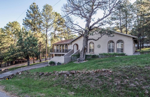 Ruidoso Cabin | In the Pines