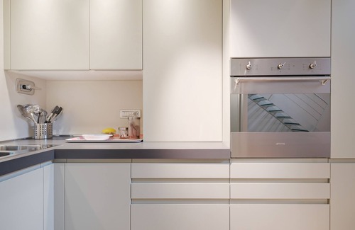 Historic Center Apartment | In the Shadow of the Two Towers