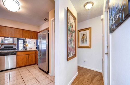 Lakeview Village House | In the vibrant suburb of Brandon, FL. An hour or less drive from FL attractions.