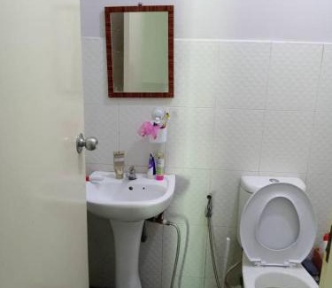 Kota Kinabalu Apartment | Inap Damai UUC Homestay