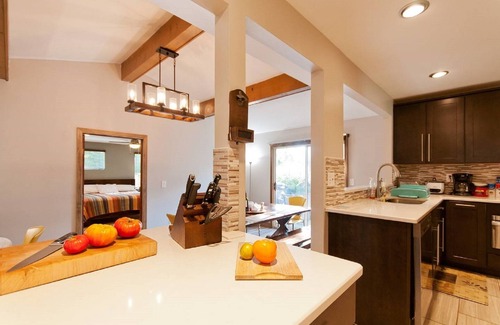 Oak Park House | Inca House - Welcome Home!
