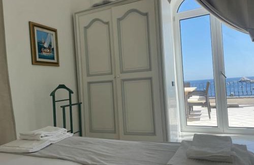 Marina Piccola Apartment | Incanto Blu Capri