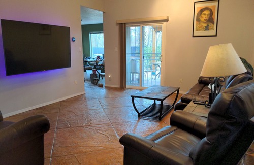 Alamedan Valley House | Incredible furnished 3 BD house 30 day min stay