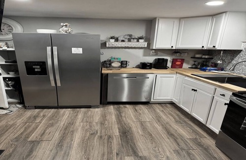 Catonsville Apartment | Incredible 1-bdr 1-bath apartment in Baltimore County with all new appliances