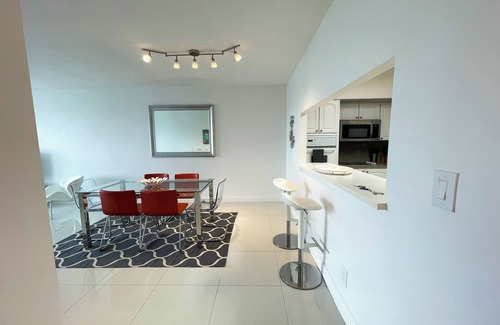 Golden Beach Apartment | Incredible apartment overlooking the intracoast. Parking included