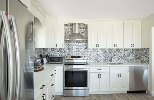 Mattituck Cottage | Incredible Beachfront Home w/Private Beach!