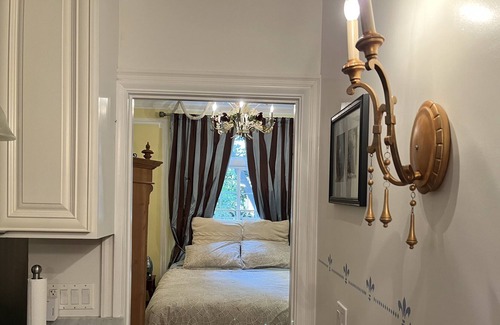 Theater District Apartment | Incredible Beau Art Style Flat Near Union Square & Nob Hill