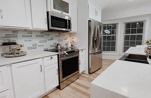 Lenexa House | Incredible beautiful home ! Great location close to kc