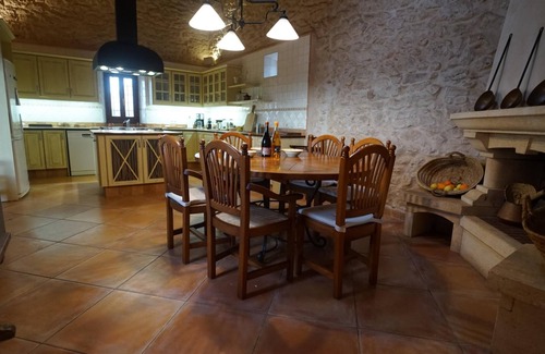 Santanyi Cottage | Incredible finca with huge garden and pool for up to 8 persons in Santanyi