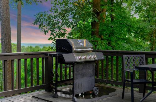 Broken Bow House | Incredible Luxurious Cabin Fantastic for All the Family in Broken Bow, Oklahoma