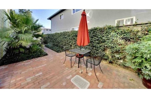 Downtown North Apartment | Incredible Newly Renovated Master Unit #11