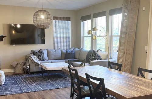 Parker House | Incredible Parker/Lone Tree House! Sleeps 11!