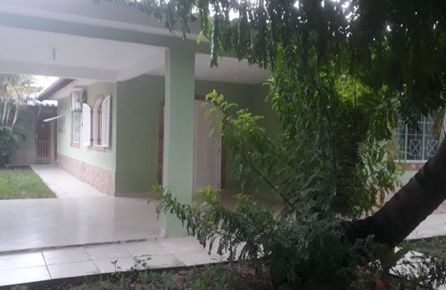 Sepetiba House | Incredible space with swimming pool in Brisa