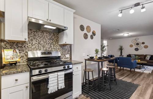 Southside House | Incredible Stay! Fast Wifi & Fully Equipped!