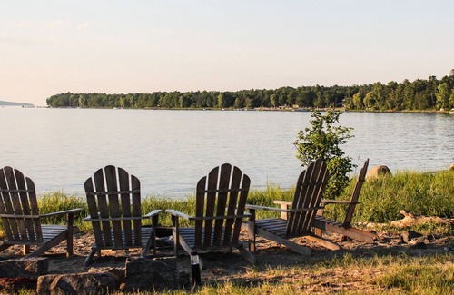 Willsboro House | Incredible View & Privacy From The Stone House