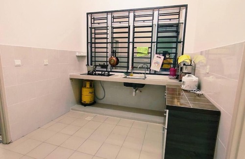 Daerah Kulai Villa | Indahpura Kulai Land House 4 Room 7pax near JPO