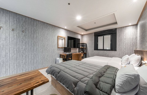 Anyang Hotel | Indeokwon SKY
