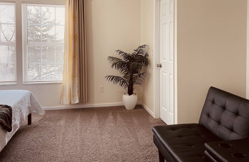 Galloway House | Independent 4 Bedroom House near Columbus Downtown / OSU