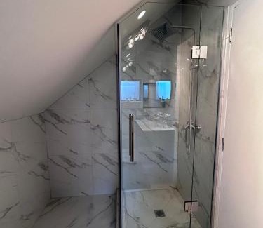 Auckland Bed & Breakfast | Independent Bathroom, Free Carpark 10B-3
