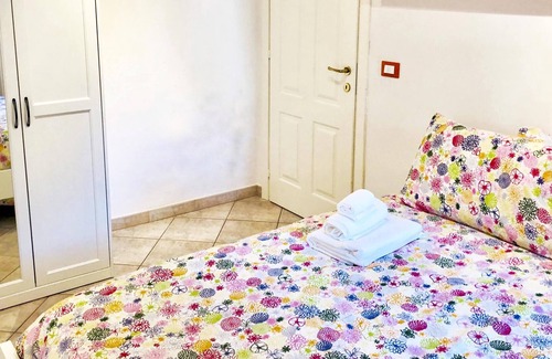 Sulmona House | Independent House Lady's Home